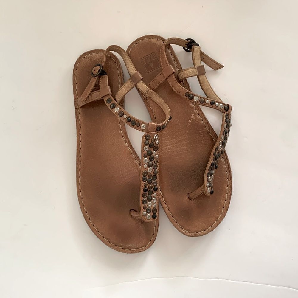 Frye thong sandals with metal studded straps ankle straps size 7